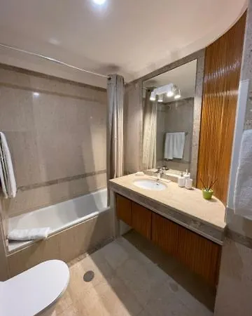 아파트 Superbe Moderne Avec Piscine *